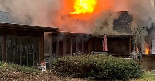 vienna house fire.jpg